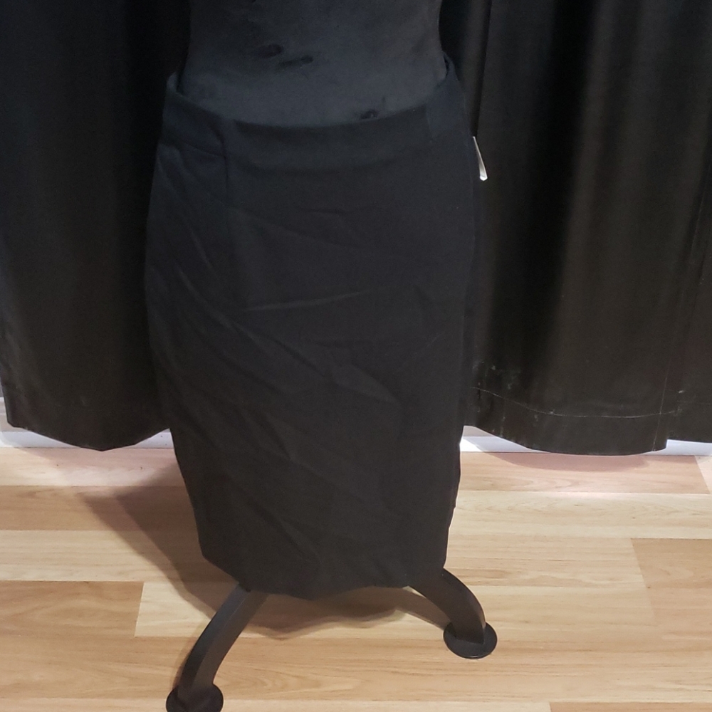 Gap Black Pencil Skirt
